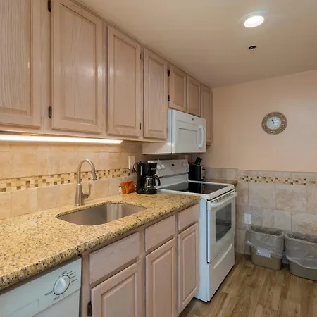 Watson'S Regency Suites Ocean City Exterior photo